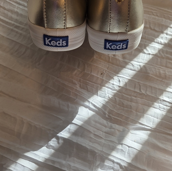 kate spade Metallic Gold Low-Top Lace-Up Sneakers with Pink Lining - Picture 6 of 6